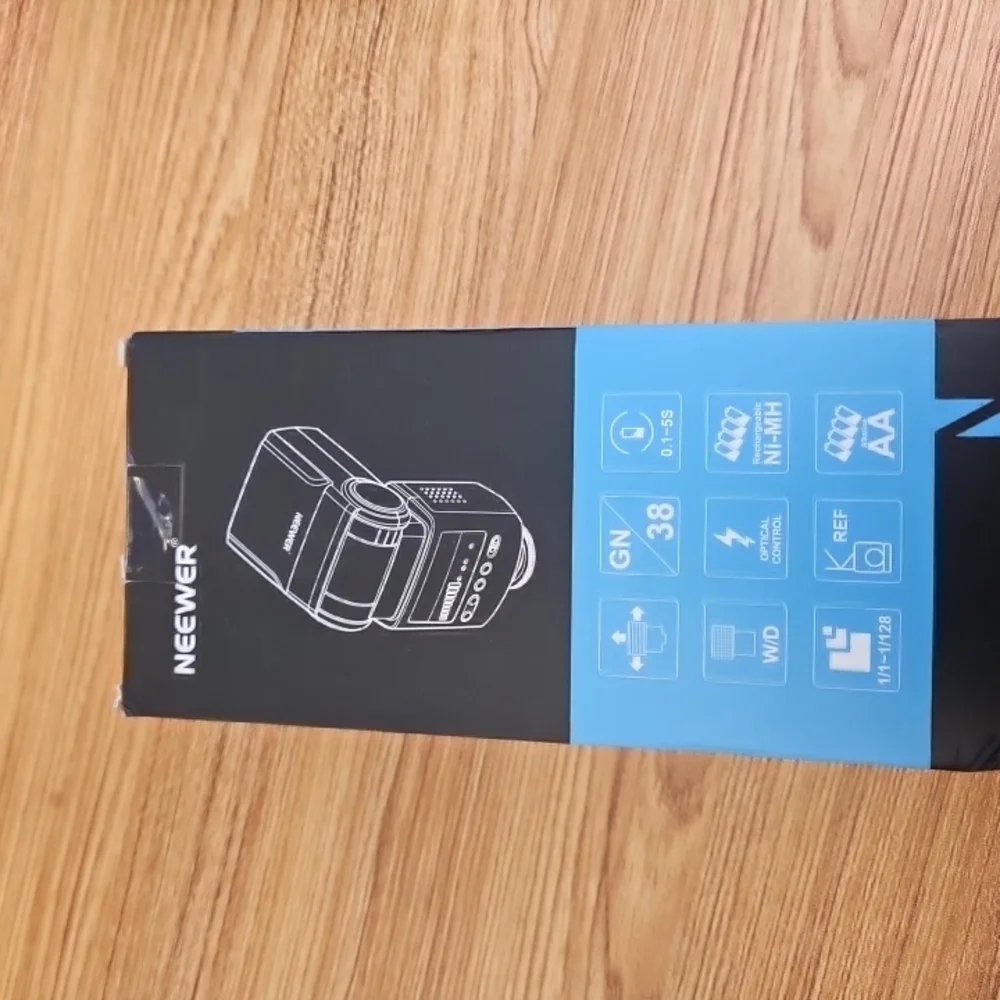 Neewer TT560 Electronic Flash Speedlite